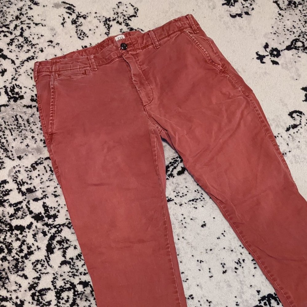 Gap Skinny Fit Worn-in Chinos 36x32 Dark Salmon Color